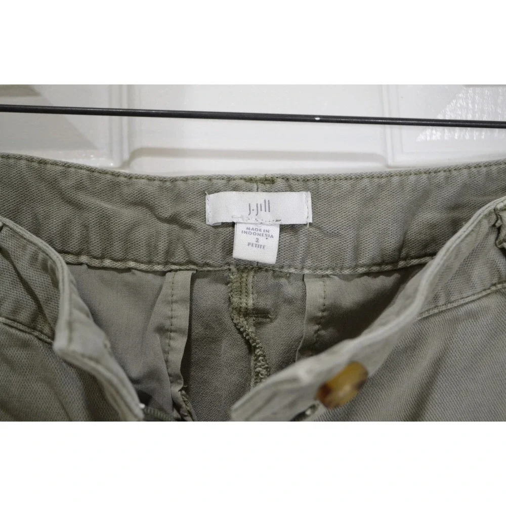J. Jill Caraway Green Cotton Blend Shorts,‎ Mutiple Pockets,  Size 2 Petite
